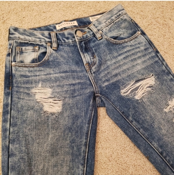 Bullhead Skinny Boyfriend Distressed  Destructed Jeans Size 23 - Picture 2 of 8